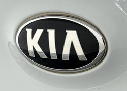 Thumbnail: 2022-Kia-Sportage-16T-GT-Line-AWD-DCT_11