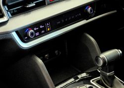Thumbnail: 2023-Kia-Sportage-16-T-GDI-LX-Auto_14