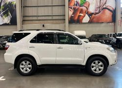 Thumbnail: 2011-Toyota-Fortuner-30-D-4D-Heritage-Raised-Body-Auto_1