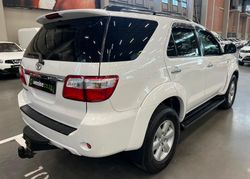 Thumbnail: 2011-Toyota-Fortuner-30-D-4D-Heritage-Raised-Body-Auto_2
