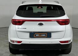 Thumbnail: 2017-Kia-Sportage-20-EX-Auto_17