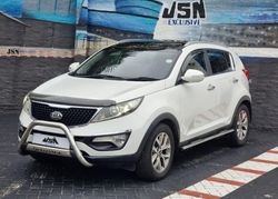 Thumbnail: 2015-Kia-Sportage-20-CRDi-Auto_3