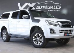 Used Isuzu KB 300 D-Teq LX Double-Cab for sale in North West