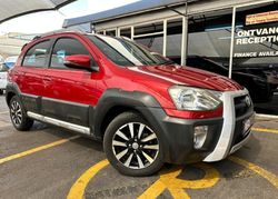 Used Toyota Etios Cross 1.5 XS 5-dr for sale in Gauteng - Cars.co