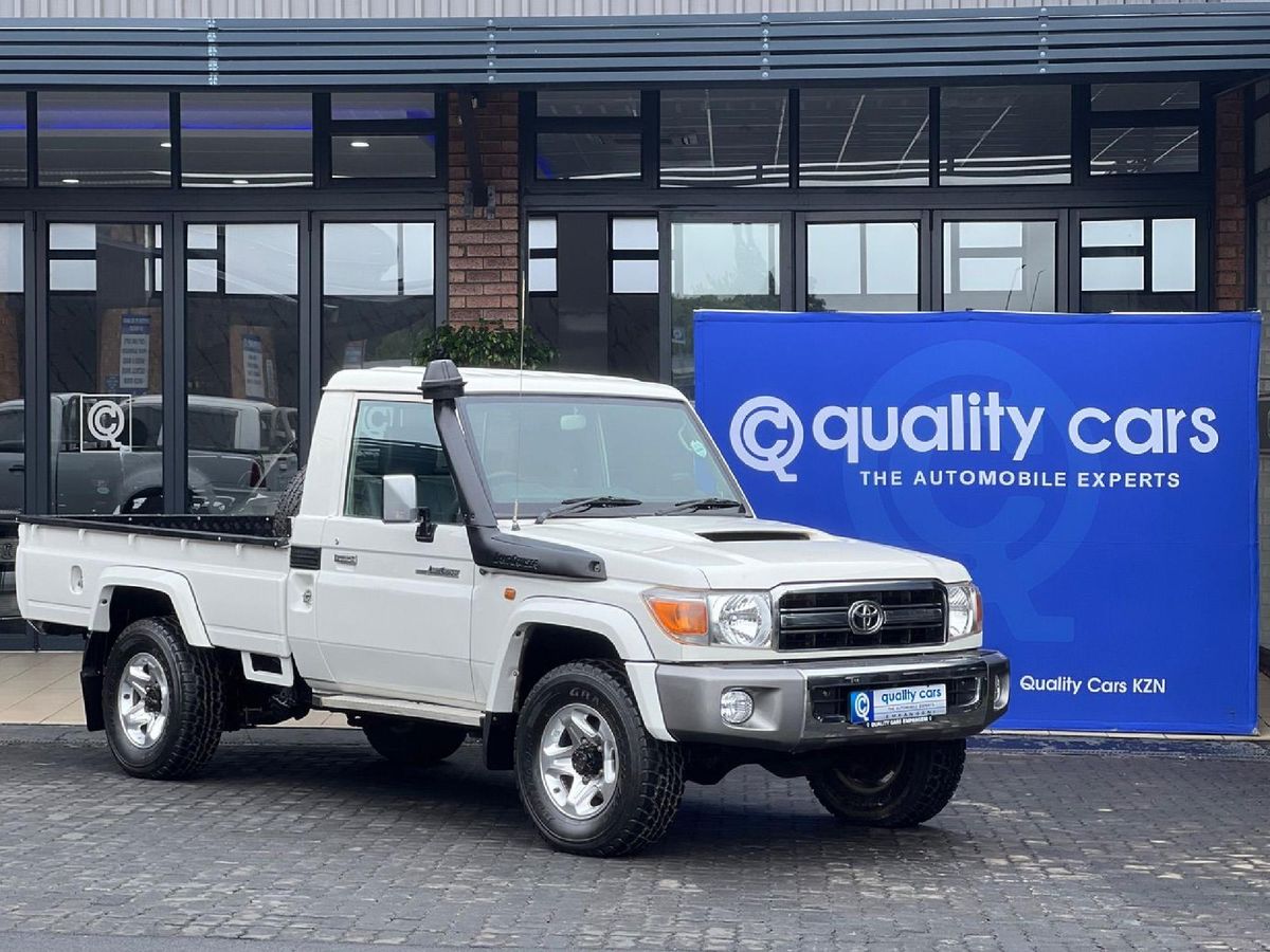 2016 Toyota Land Cruiser 79 4.5 4D LX V Single-Cab