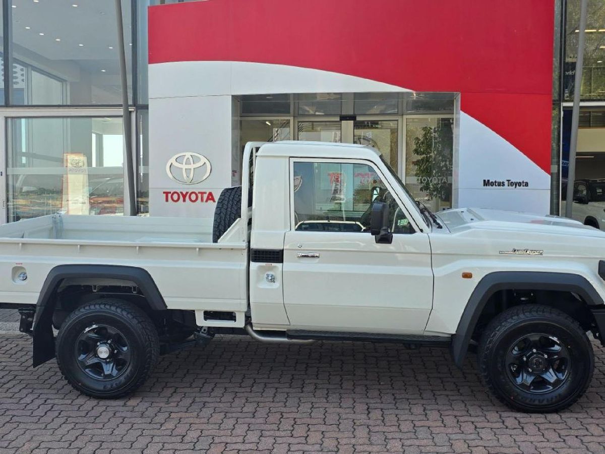 2025 Toyota Land Cruiser 79 2.8GD-6 Single-Cab
