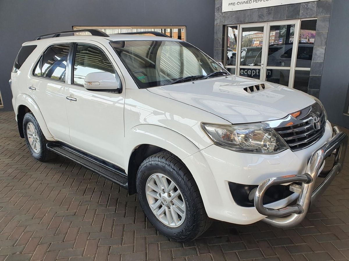 2013 Toyota Fortuner 3.0 D-4D Raised Body