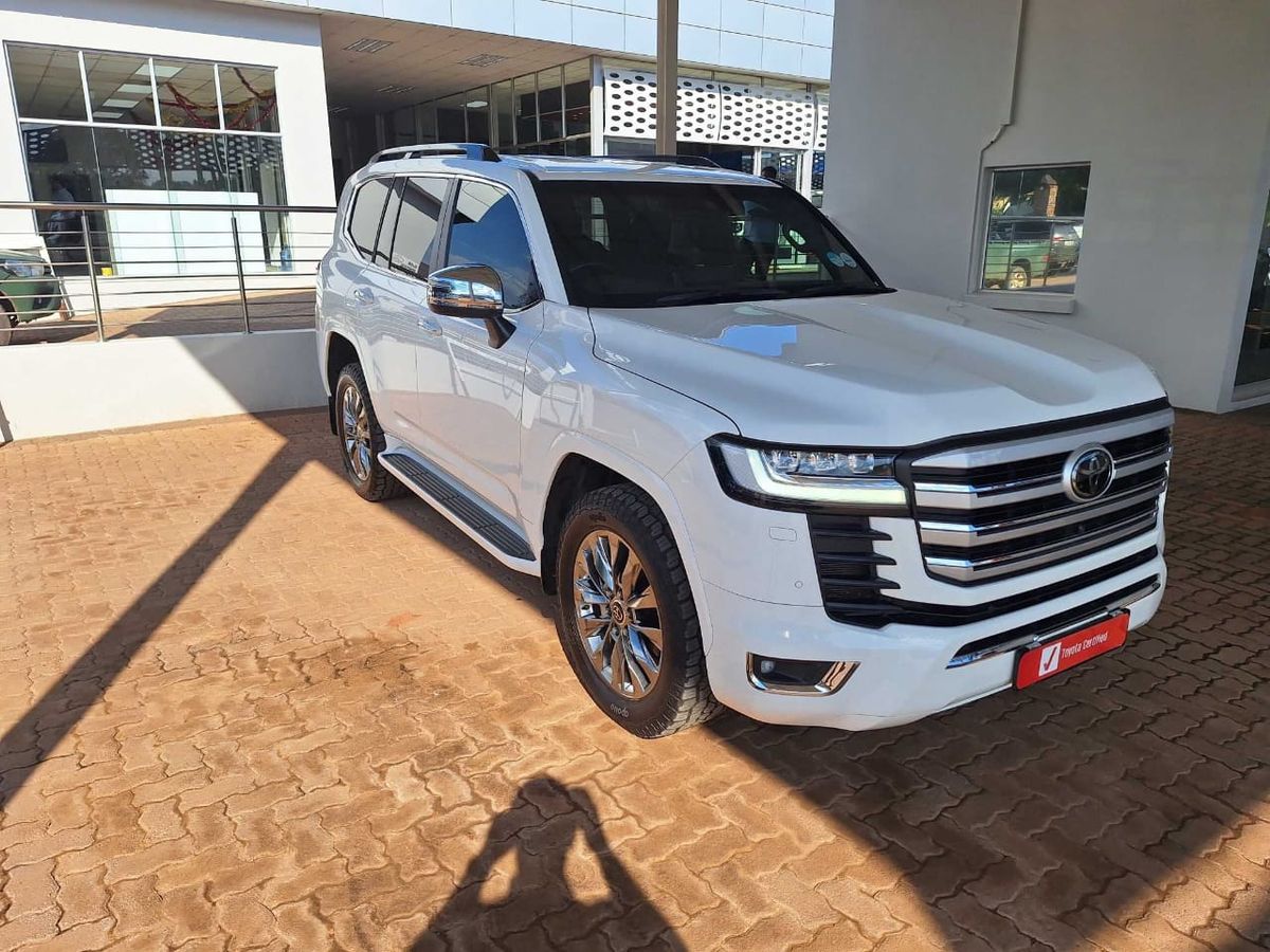 2022 Toyota Land Cruiser 300 V6 3.3 D ZX