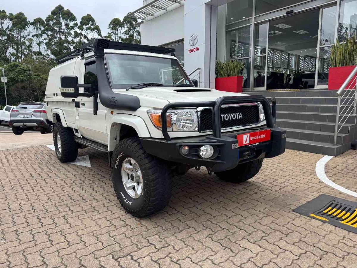 2022 Toyota Land Cruiser 79 4.5 D 70th Edition Single-Cab