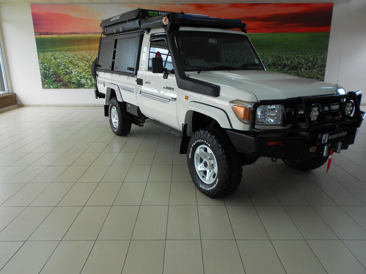 2008 Toyota Land Cruiser 70 4.5 Single-Cab