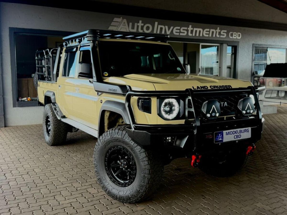 2025 Toyota Land Cruiser 79 4.5 D Double-Cab
