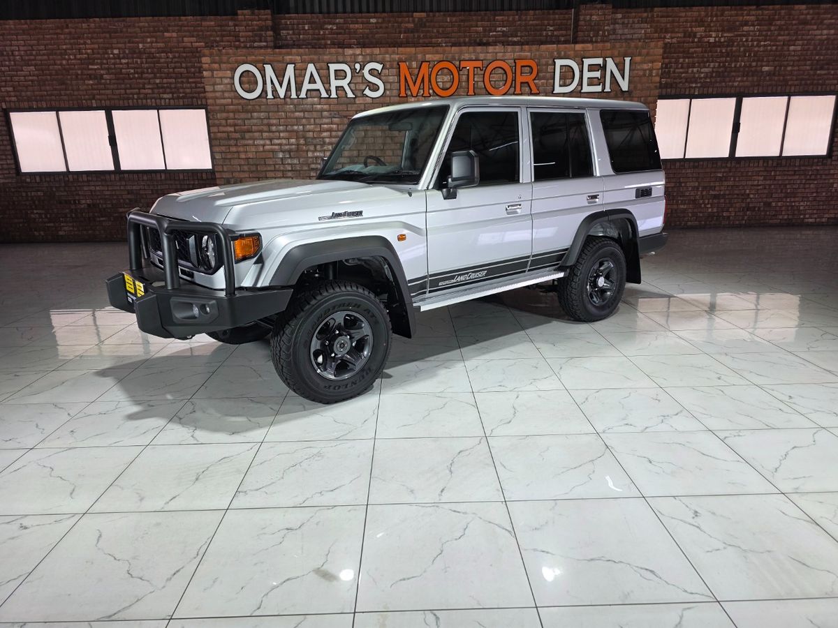2026 Toyota Land Cruiser 76 2.8GD-6 Station Wagon VX