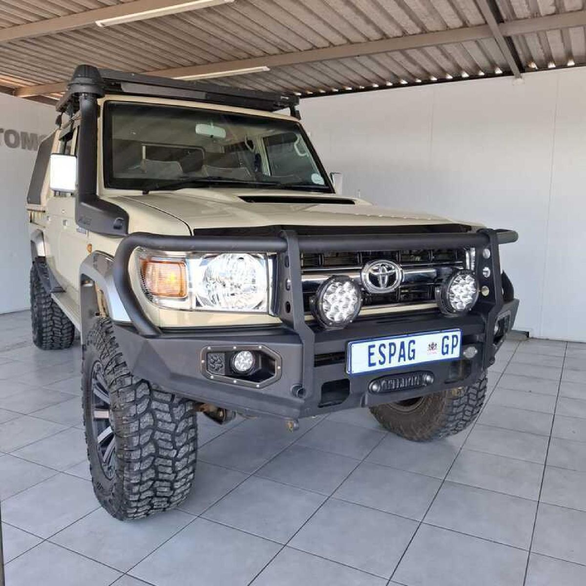 2023 Toyota Land Cruiser 79 4.5 D Double-Cab