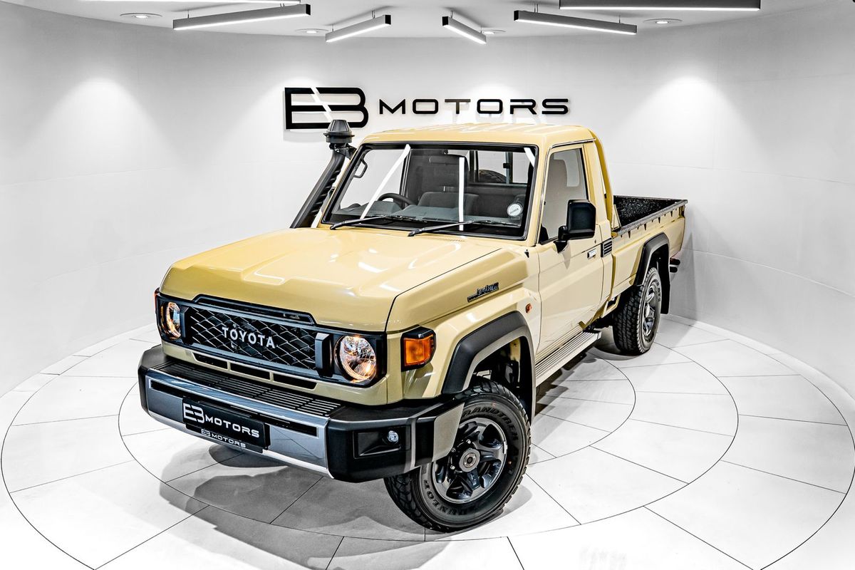 2026 Toyota Land Cruiser 79 4.5 4D LX V Single-Cab