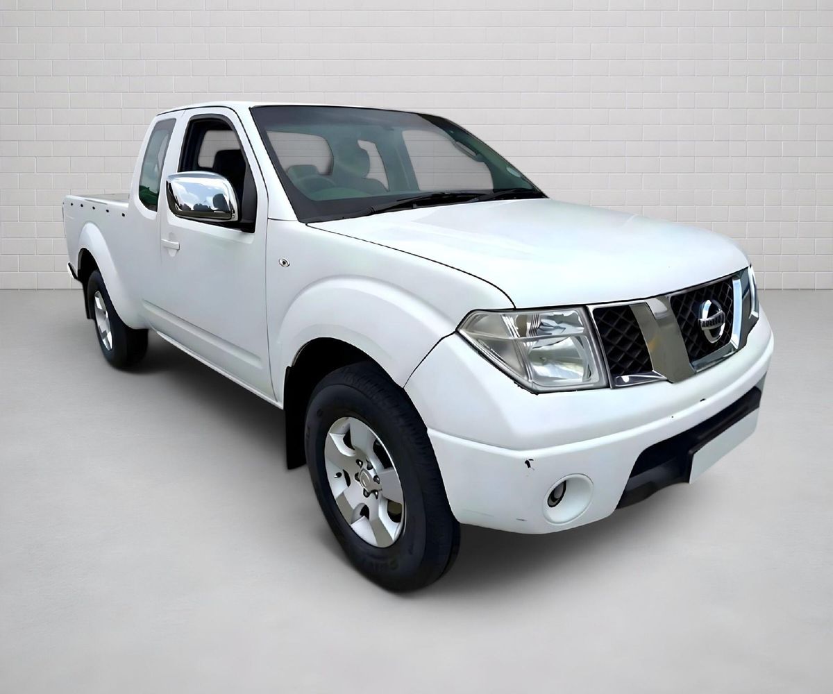 2015 Nissan Navara 2.5 dCi XE KingCab Single-Cab