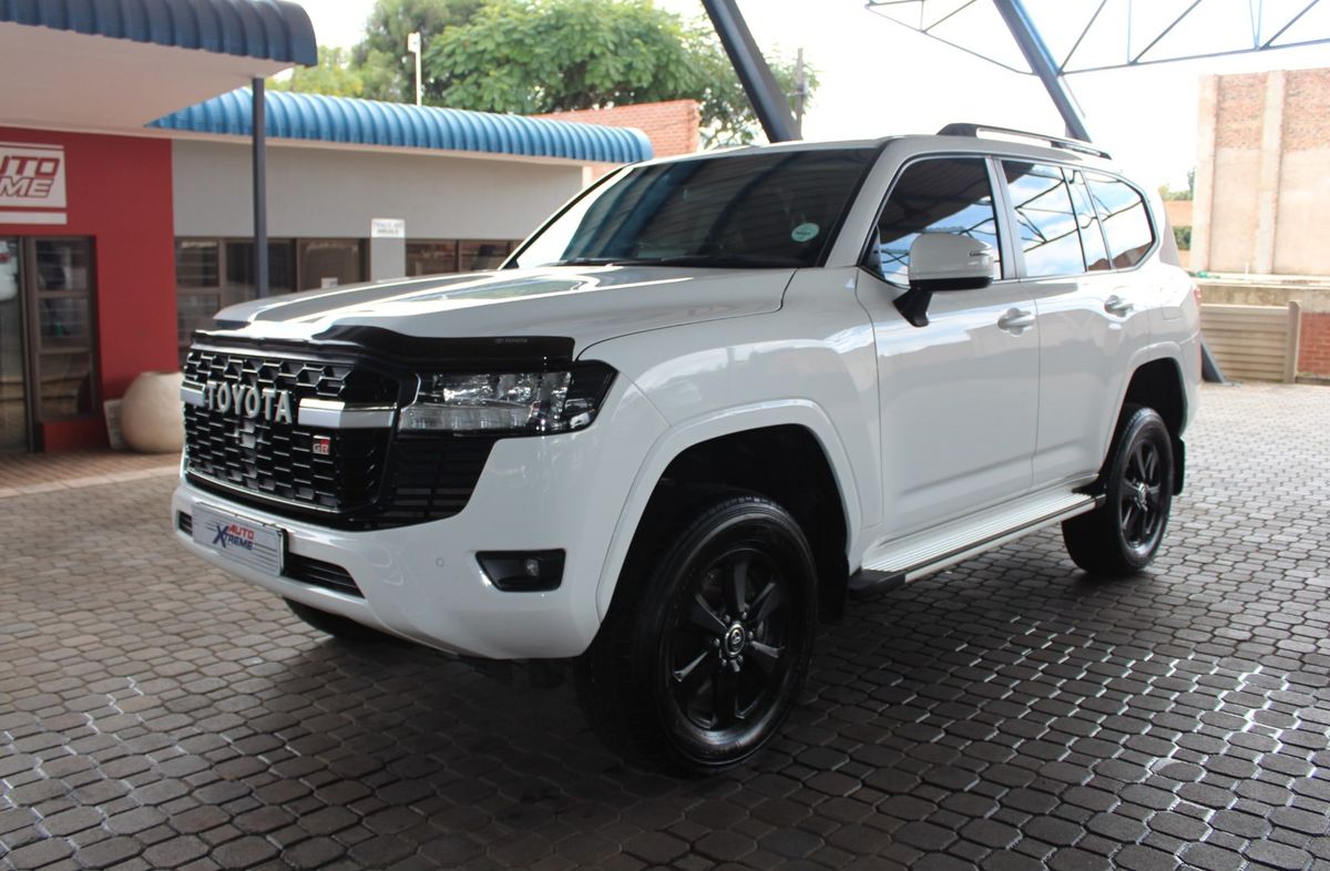 2022 Toyota Land Cruiser 300 V6 3.3 D GX-R