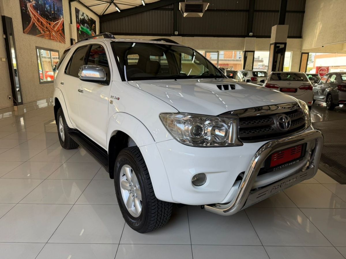 2011 Toyota Fortuner 3.0 D-4D Raised Body 4x4