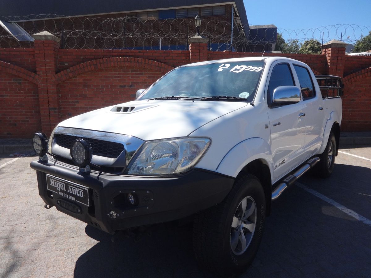 2010 Toyota Hilux 3.0 D-4D Raider Raised Body Double-Cab