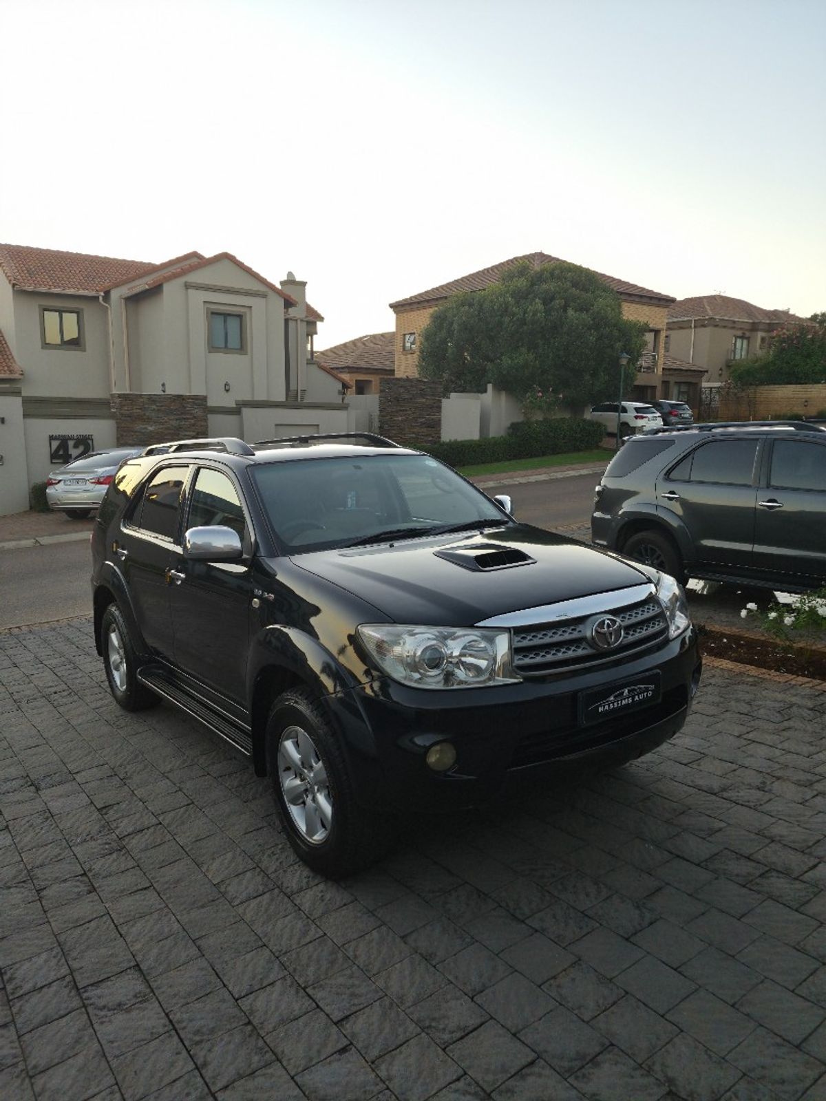2011 Toyota Fortuner 3.0 D-4D Raised Body