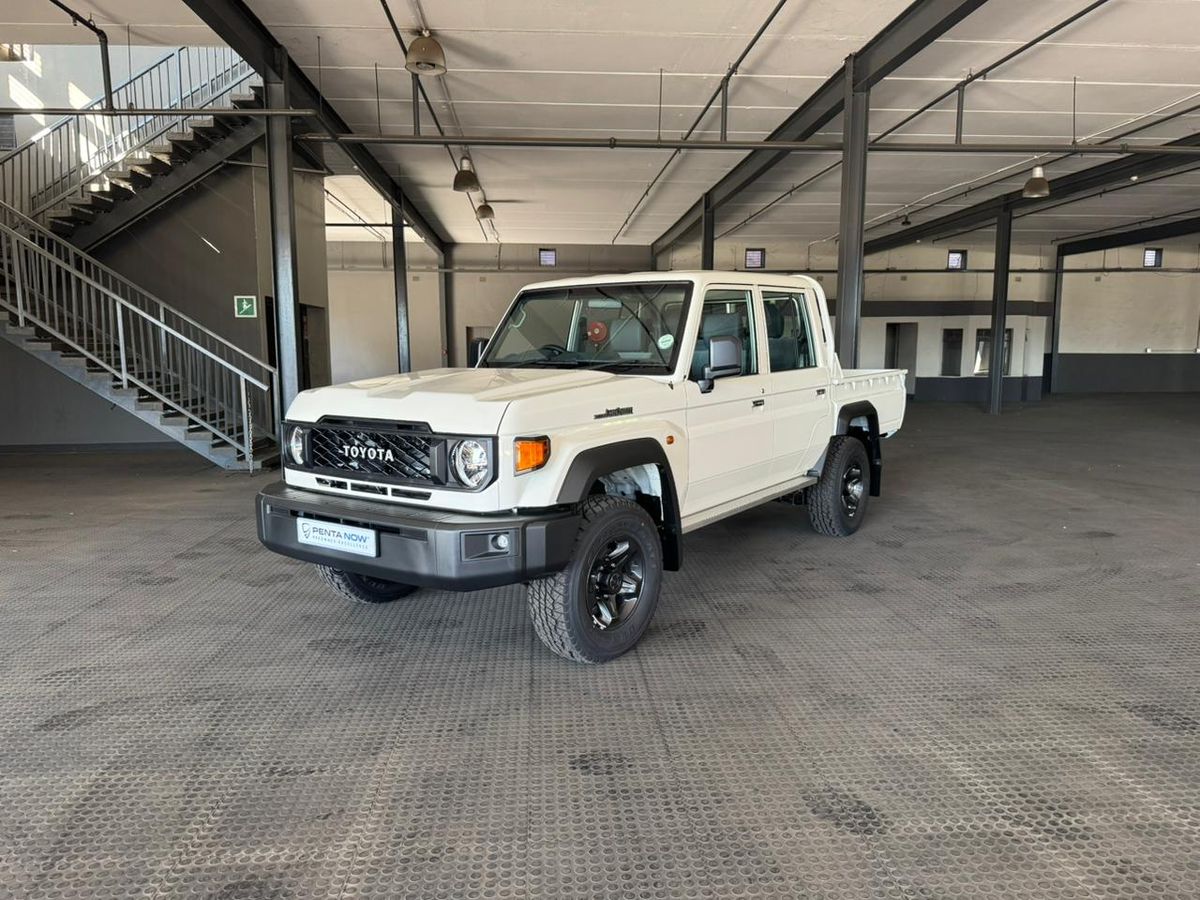 2026 Toyota Land Cruiser 79 4.2 D Double-Cab