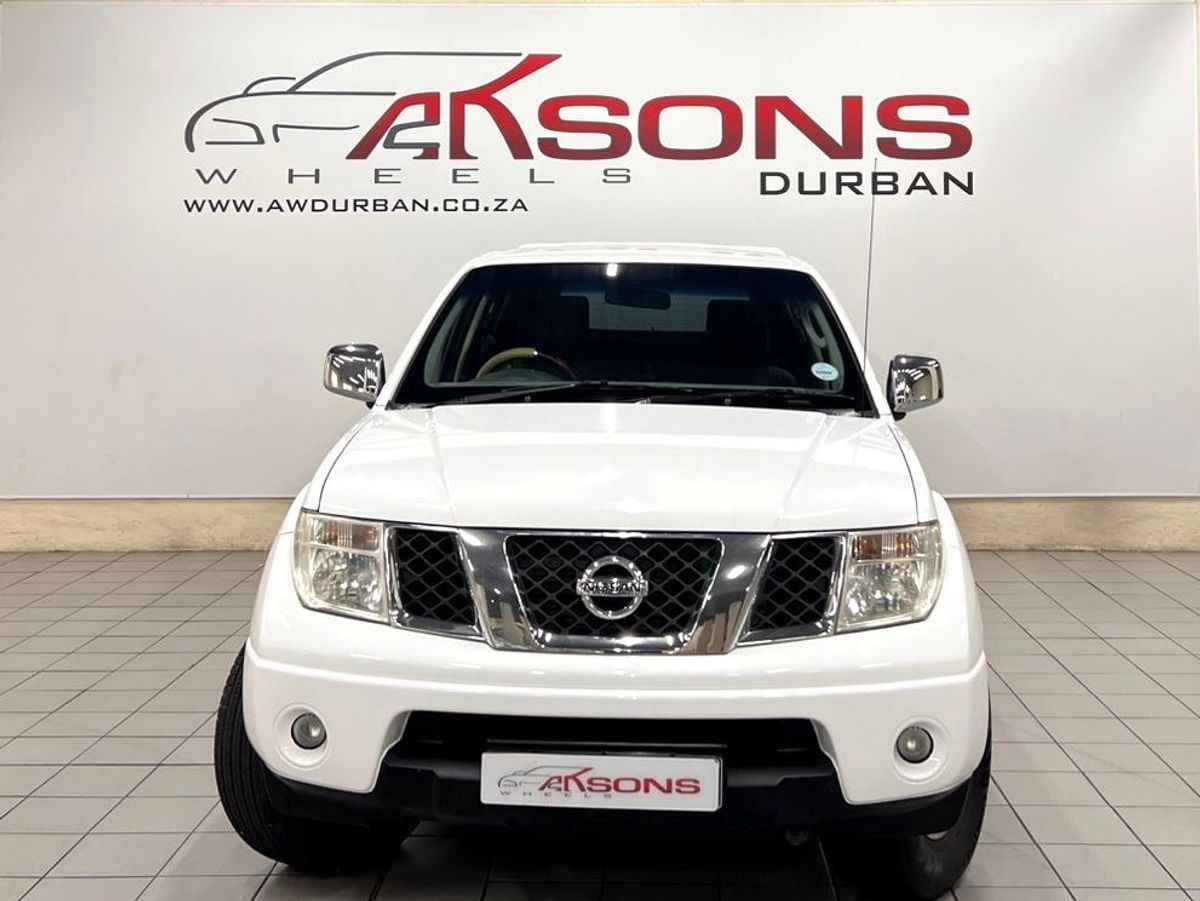 2014 Nissan Navara 2.5 dCi XE 4x4 Double-Cab