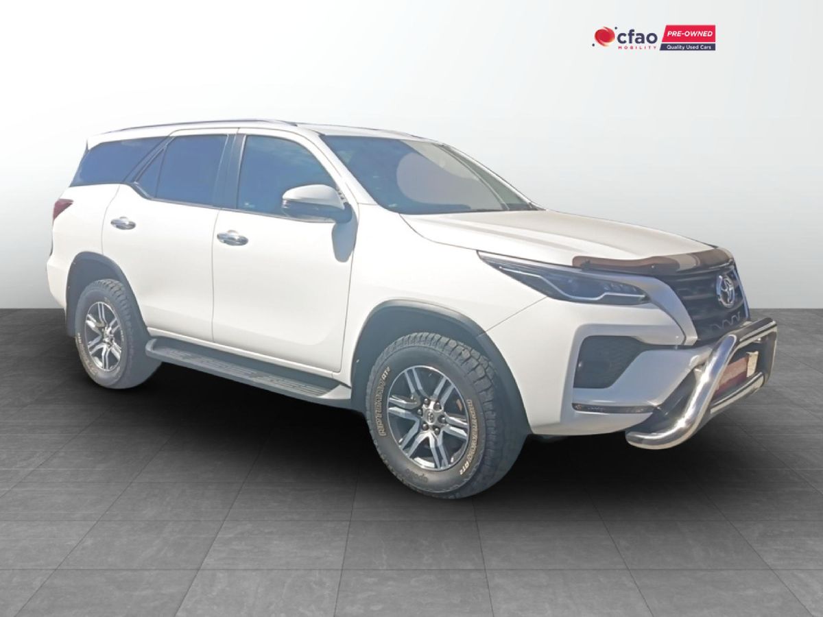 2022 Toyota Fortuner 2.4 GD-6 Raised Body