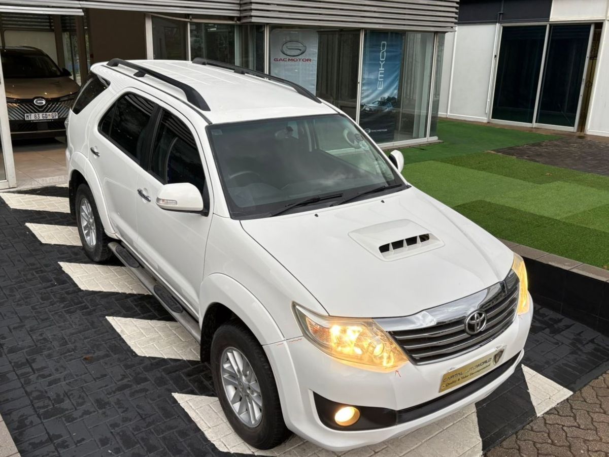 2014 Toyota Fortuner 2.5 D-4D Raised Body