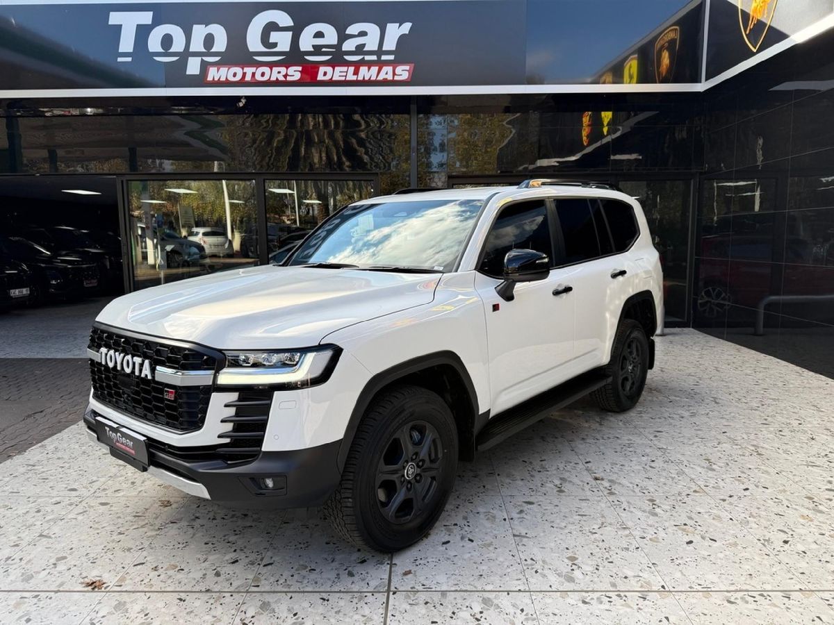 2026 Toyota Land Cruiser 300 V6 3.3D GR-S
