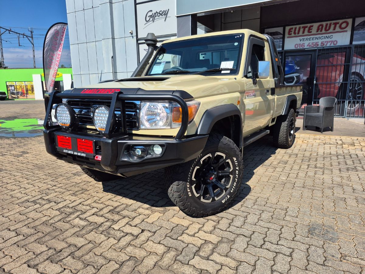 2019 Toyota Land Cruiser 79 4.5 4D LX V Single-Cab