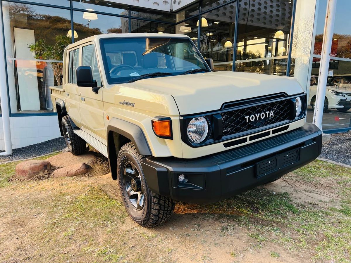 2026 Toyota Land Cruiser 79 4.2 D