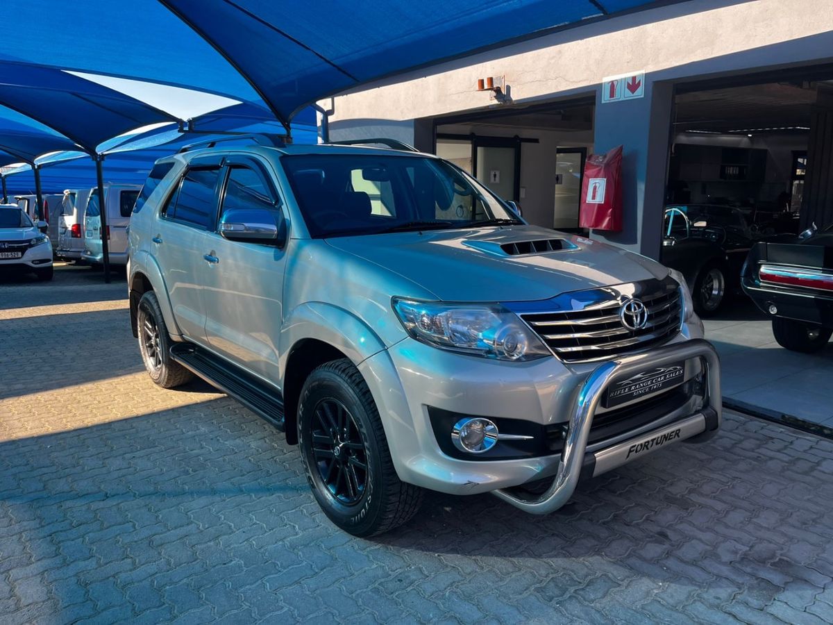 2015 Toyota Fortuner 2.5 D-4D Raised Body Auto