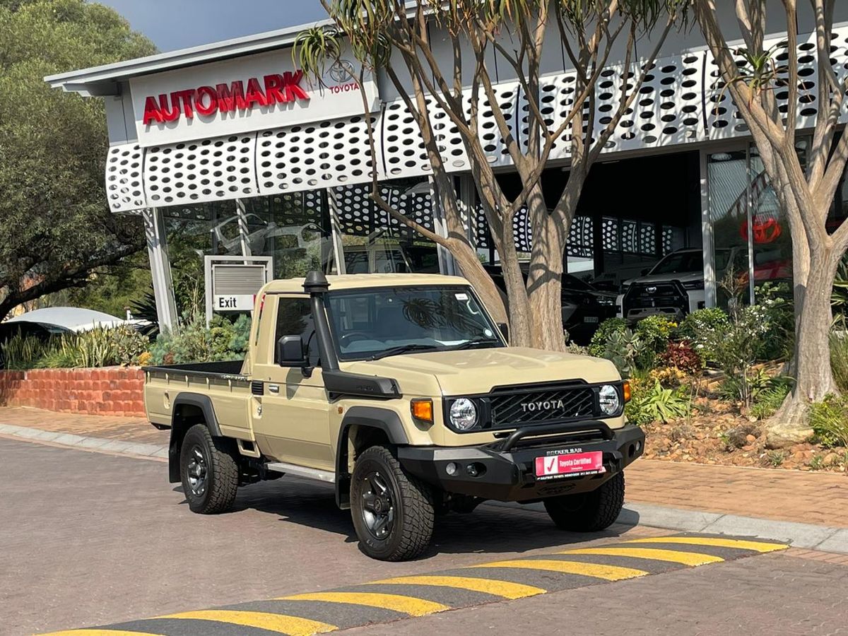 2026 Toyota Land Cruiser 79 4.5 D Single-Cab
