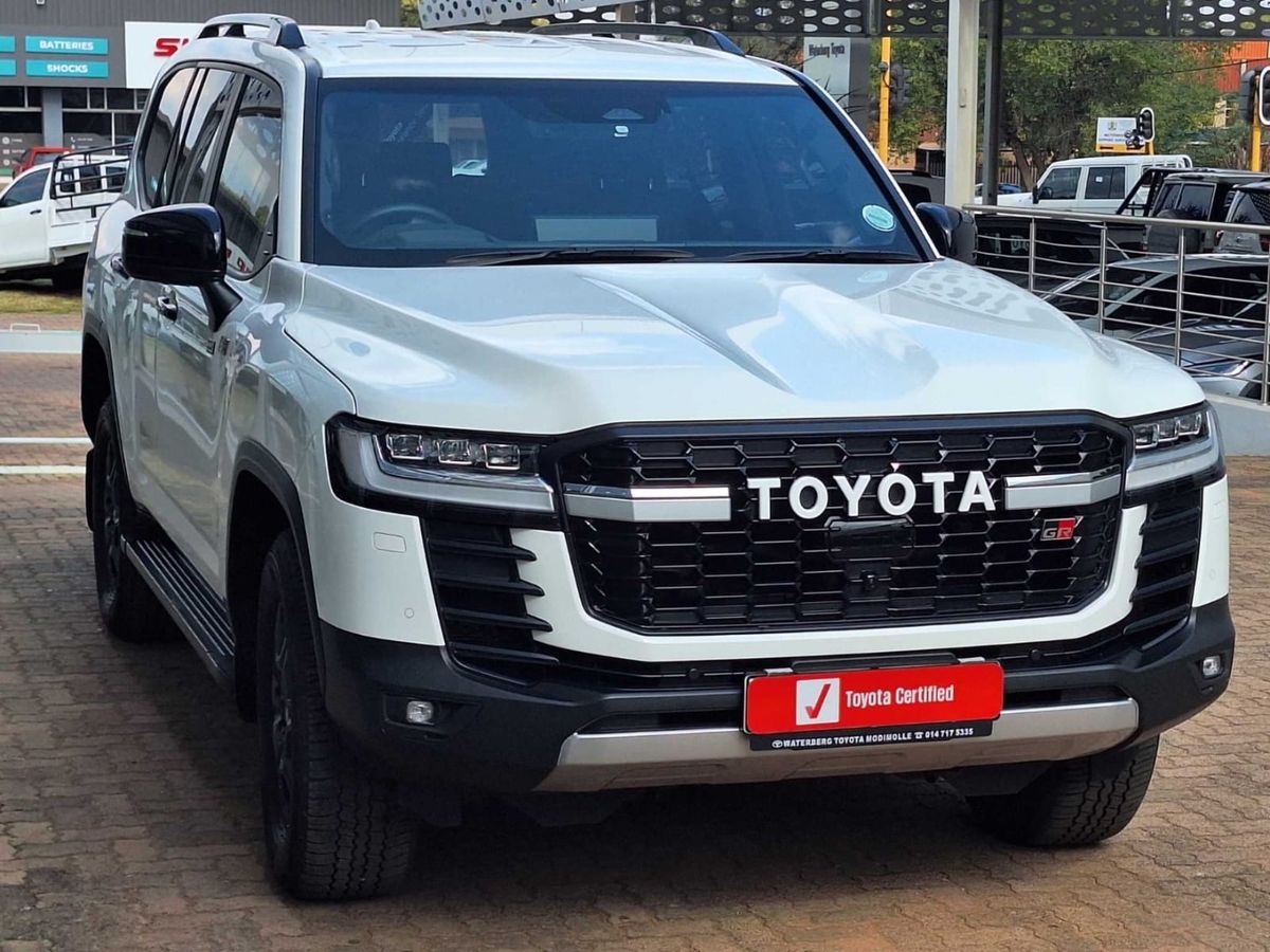 2025 Toyota Land Cruiser 300 V6 3.3D GR-S