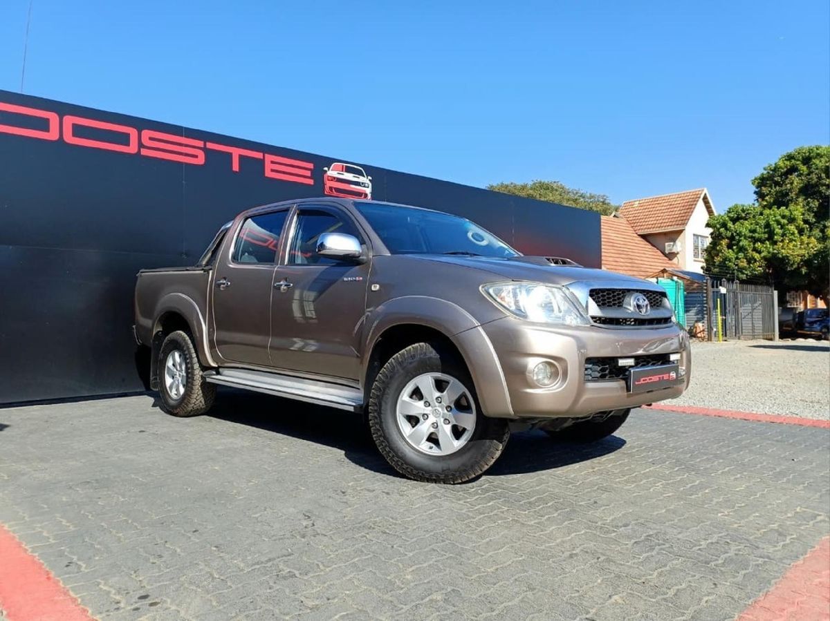 2010 Toyota Hilux 3.0 D-4D Raider Raised Body Auto Double-Cab