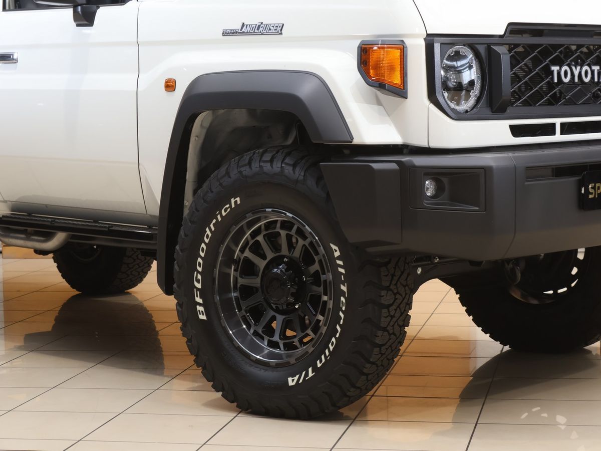 Photo 2