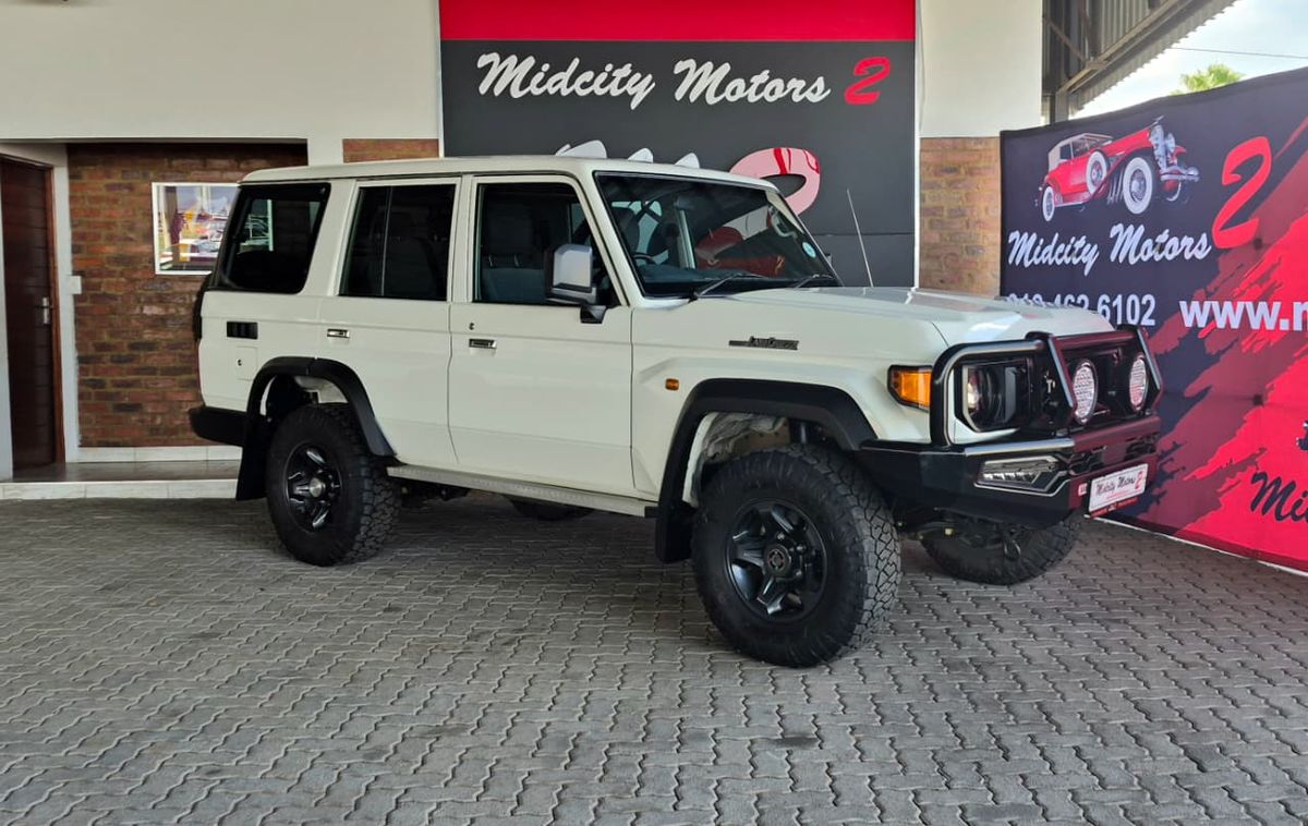 2024 Toyota Land Cruiser 76 2.8GD-6 Station Wagon LX