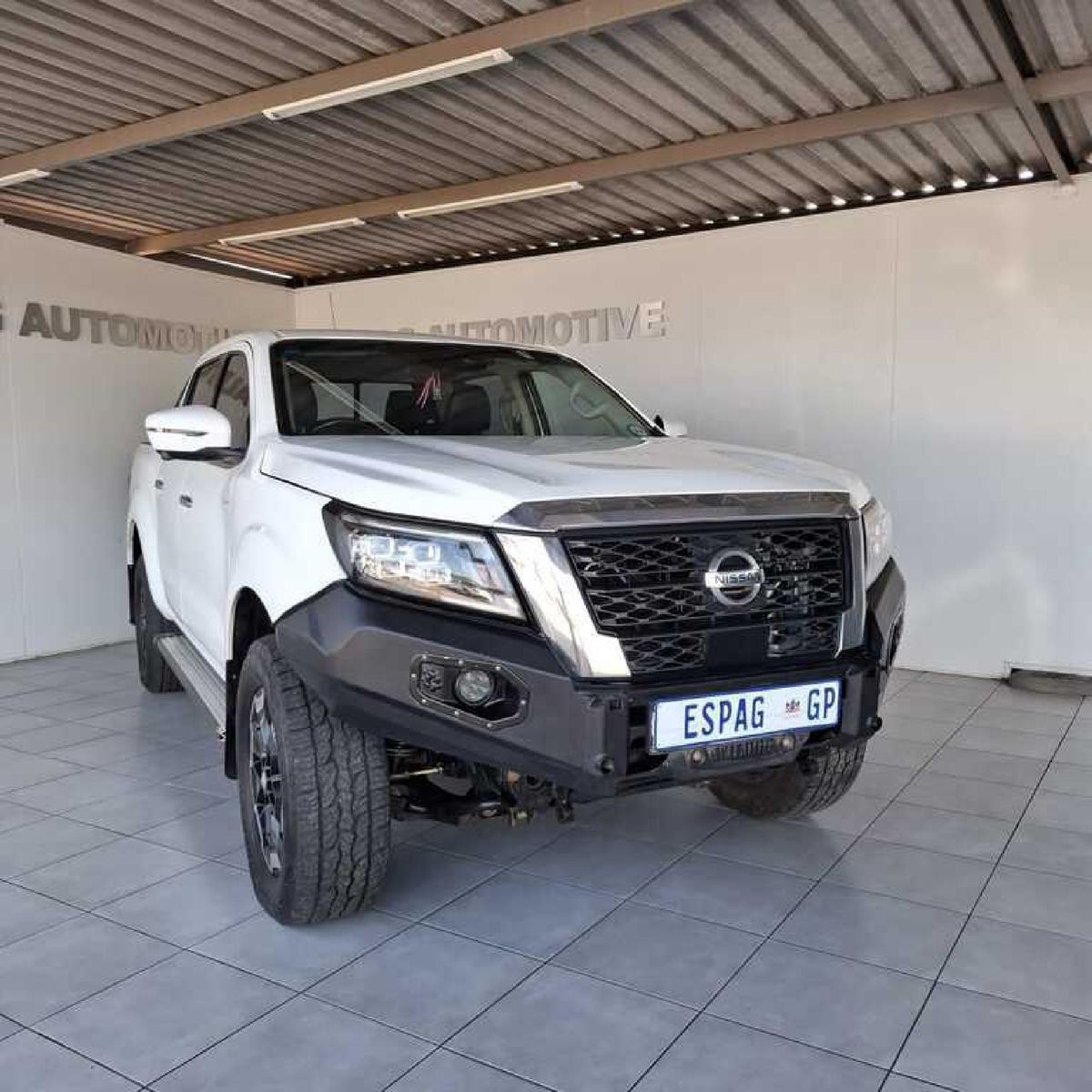 2022 Nissan Navara 2.5 DDTi LE Plus 4X4 Auto Double-Cab