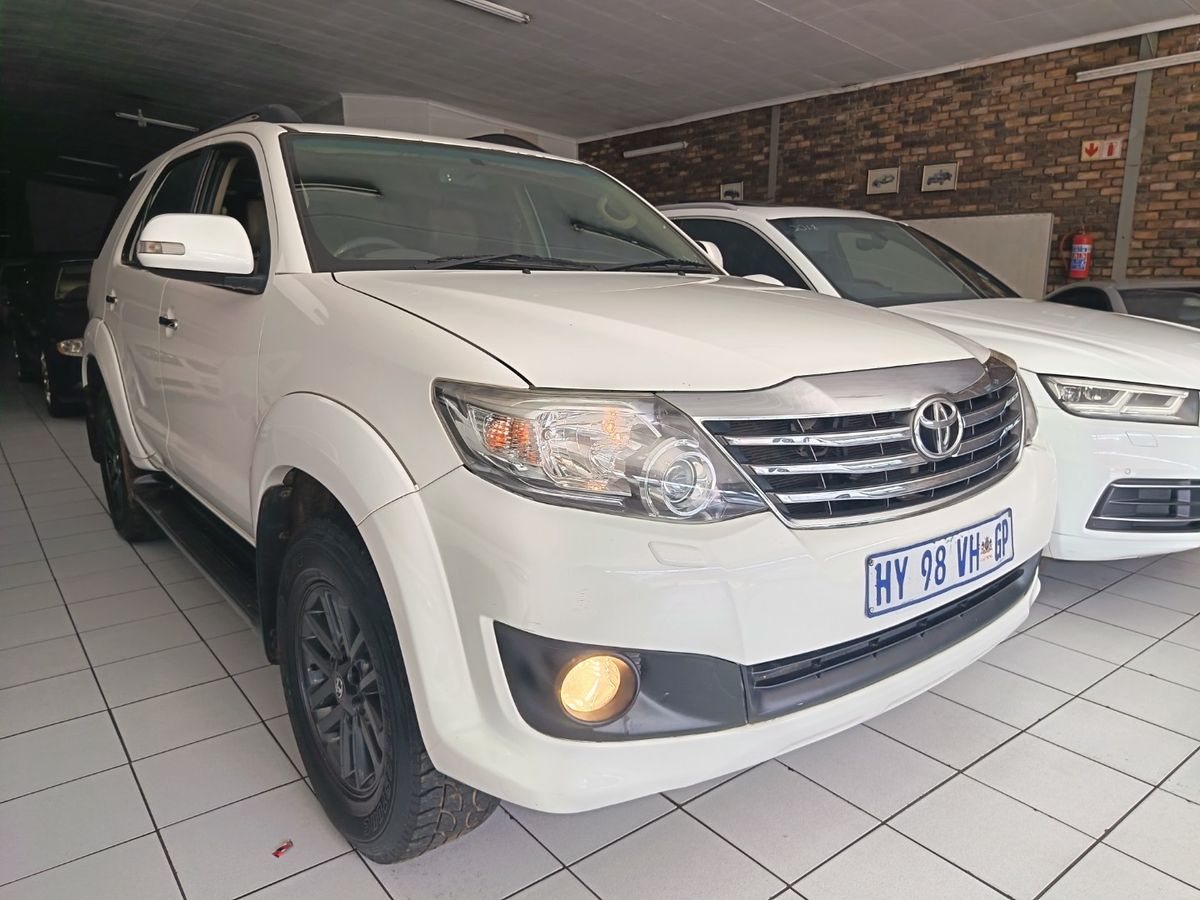 2011 Toyota Fortuner 4.0 V6 Auto 4x4