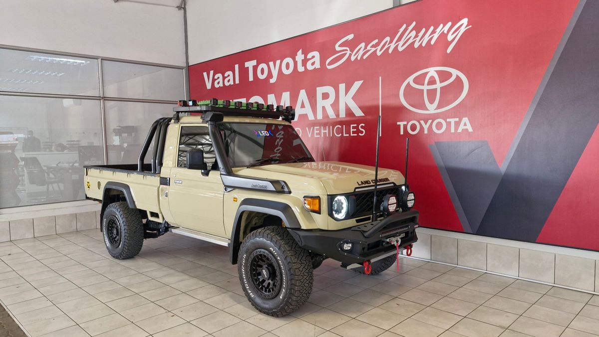 2024 Toyota Land Cruiser 79 4.5 D Single-Cab