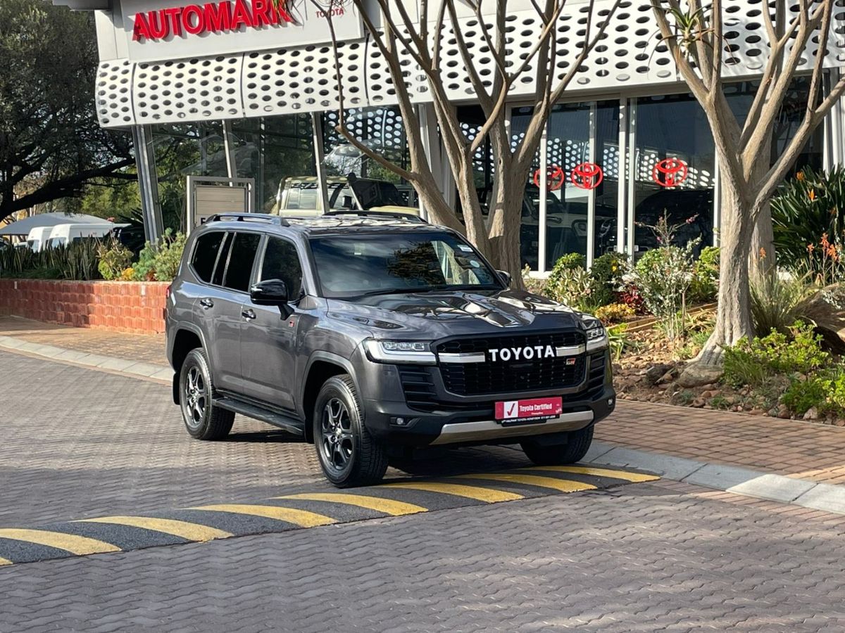 2023 Toyota Land Cruiser 300 V6 3.3 D GR-S