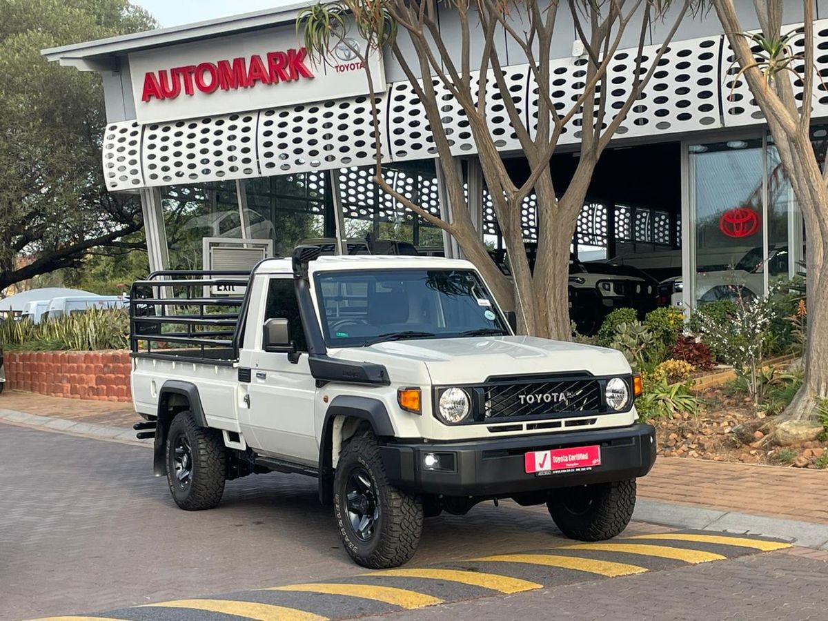 2024 Toyota Land Cruiser 79 4.0 Single-Cab