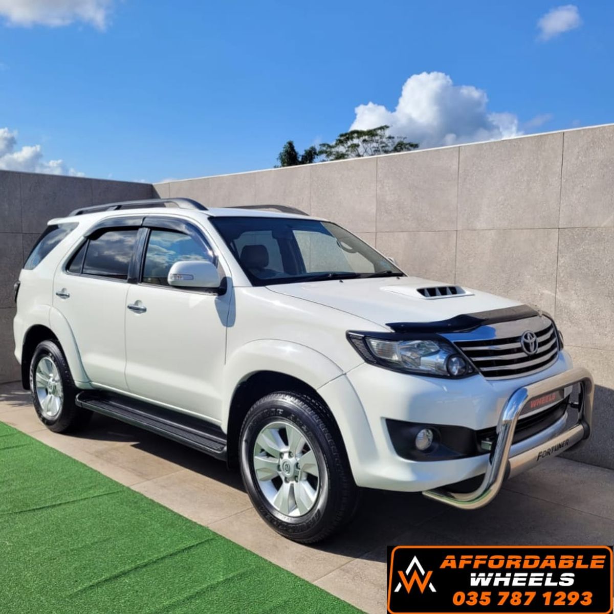 2012 Toyota Fortuner 3.0 D-4D Raised Body Auto