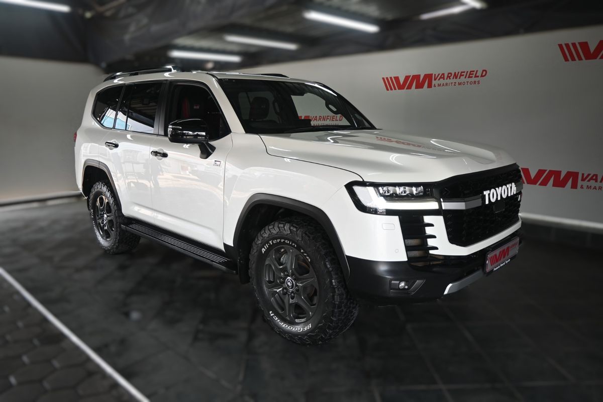 2021 Toyota Land Cruiser 300 V6 3.3 D GR-S