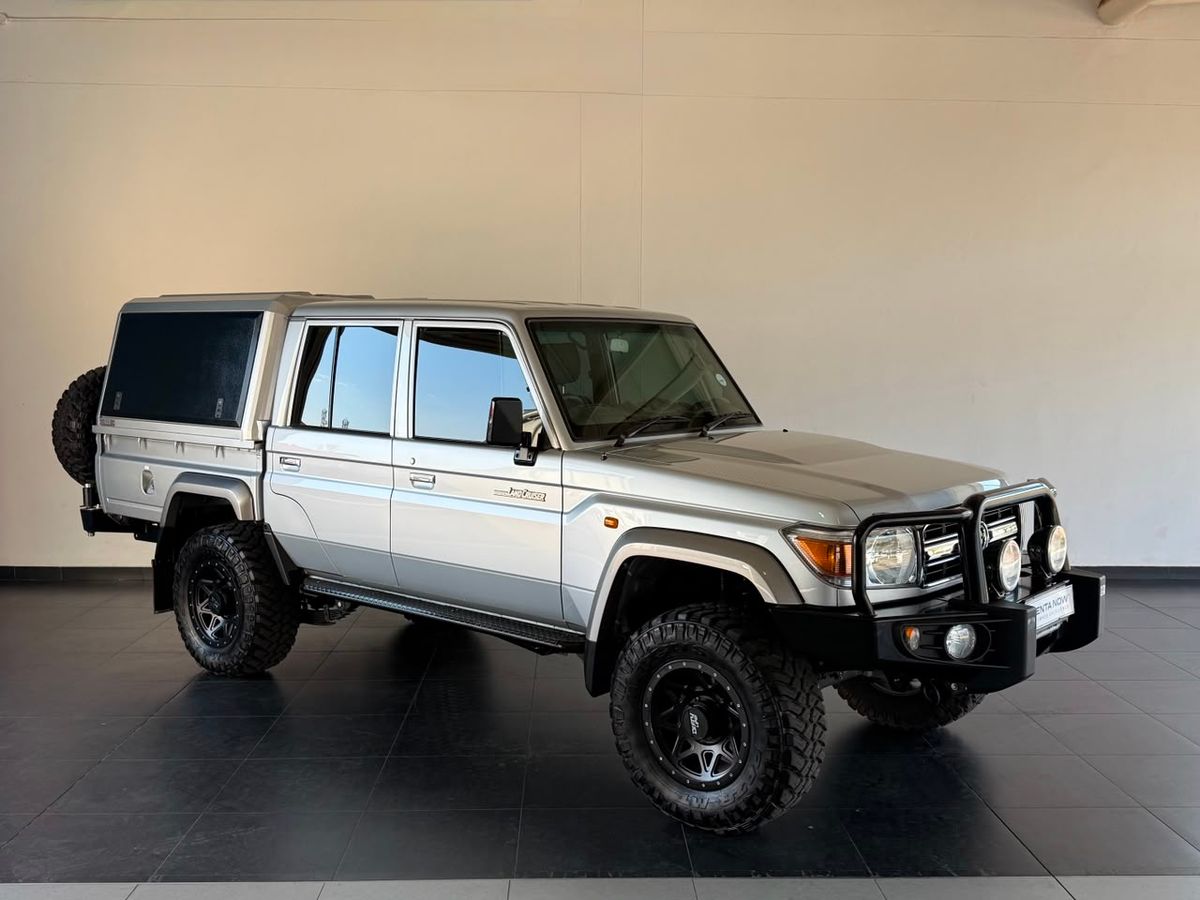 2021 Toyota Land Cruiser 79 4.0 Double-Cab