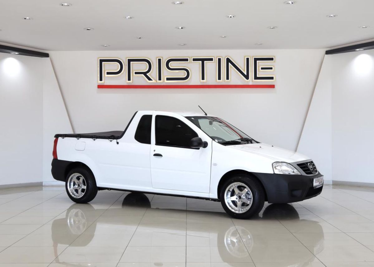 2022 Nissan NP200 1.6