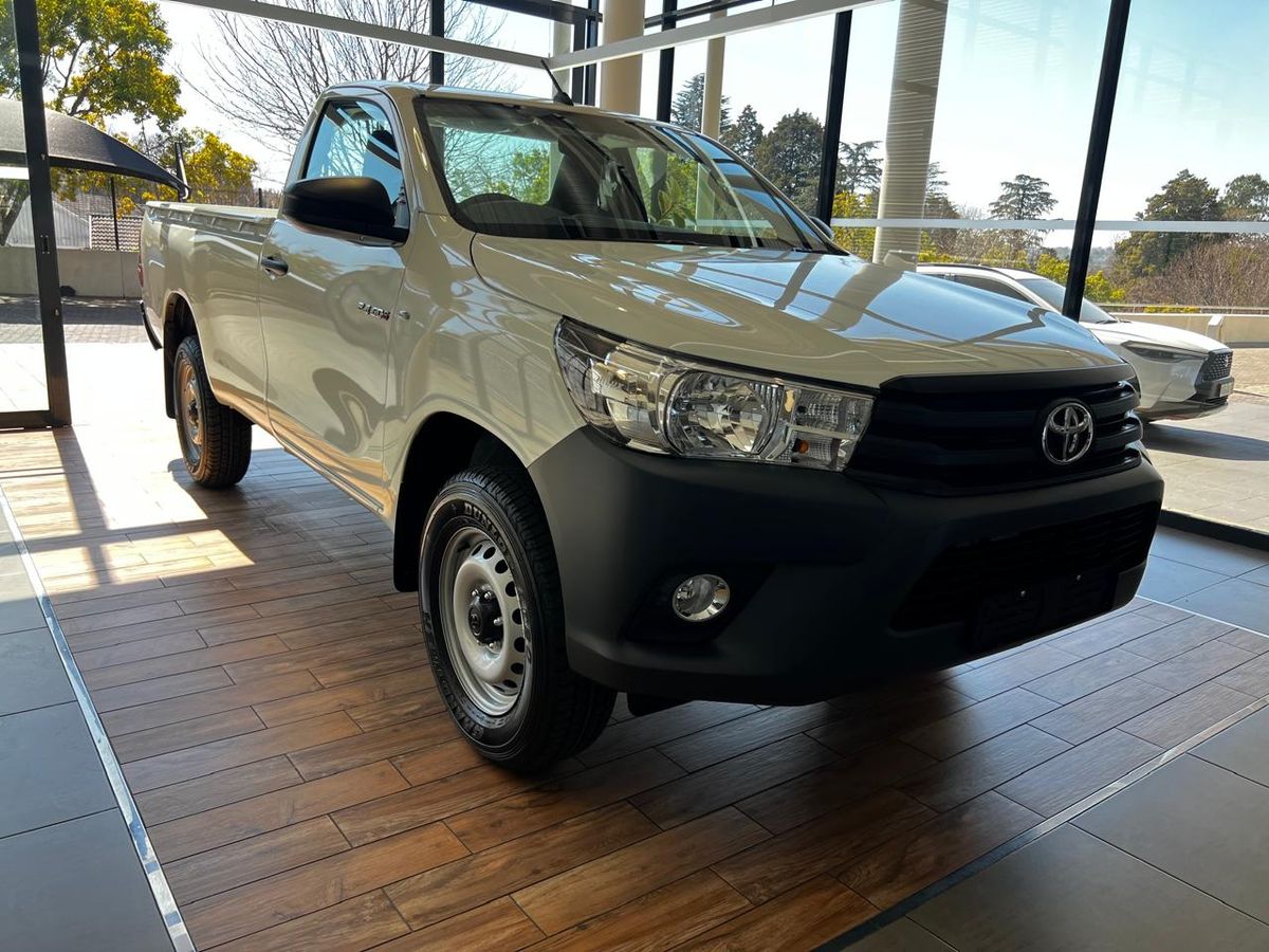 2026 Toyota Hilux 2.4 GD-6 SR 4x4 Single-Cab