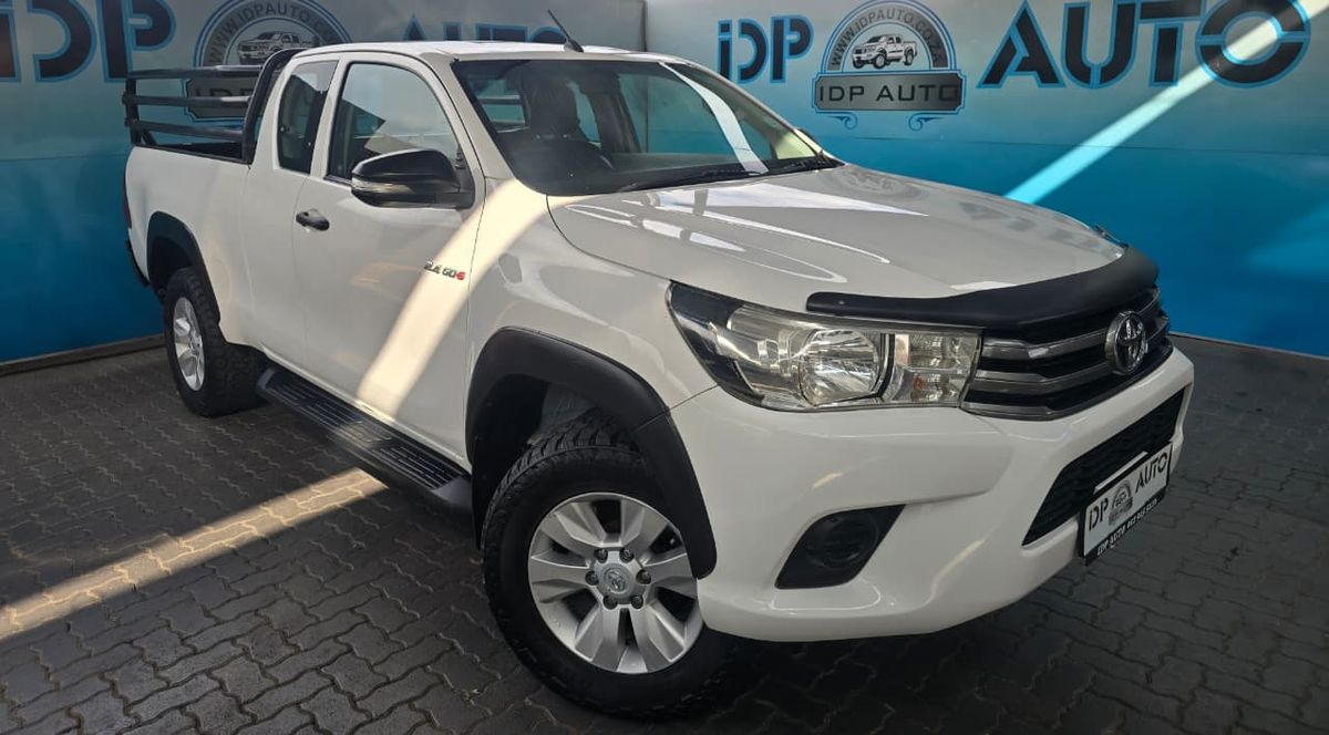 2017 Toyota Hilux SRX RAISED BODY E/CAB MANUAL