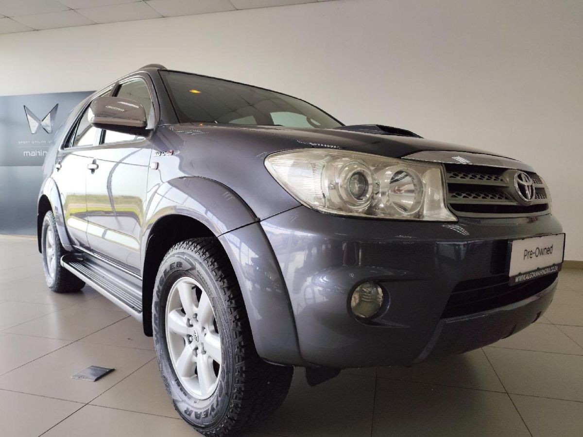 2010 Toyota Fortuner 3.0 D-4D Raised Body Auto
