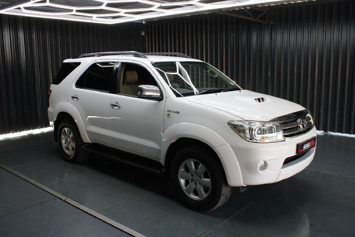 2010 Toyota Fortuner 3.0 D-4D Raised Body Auto