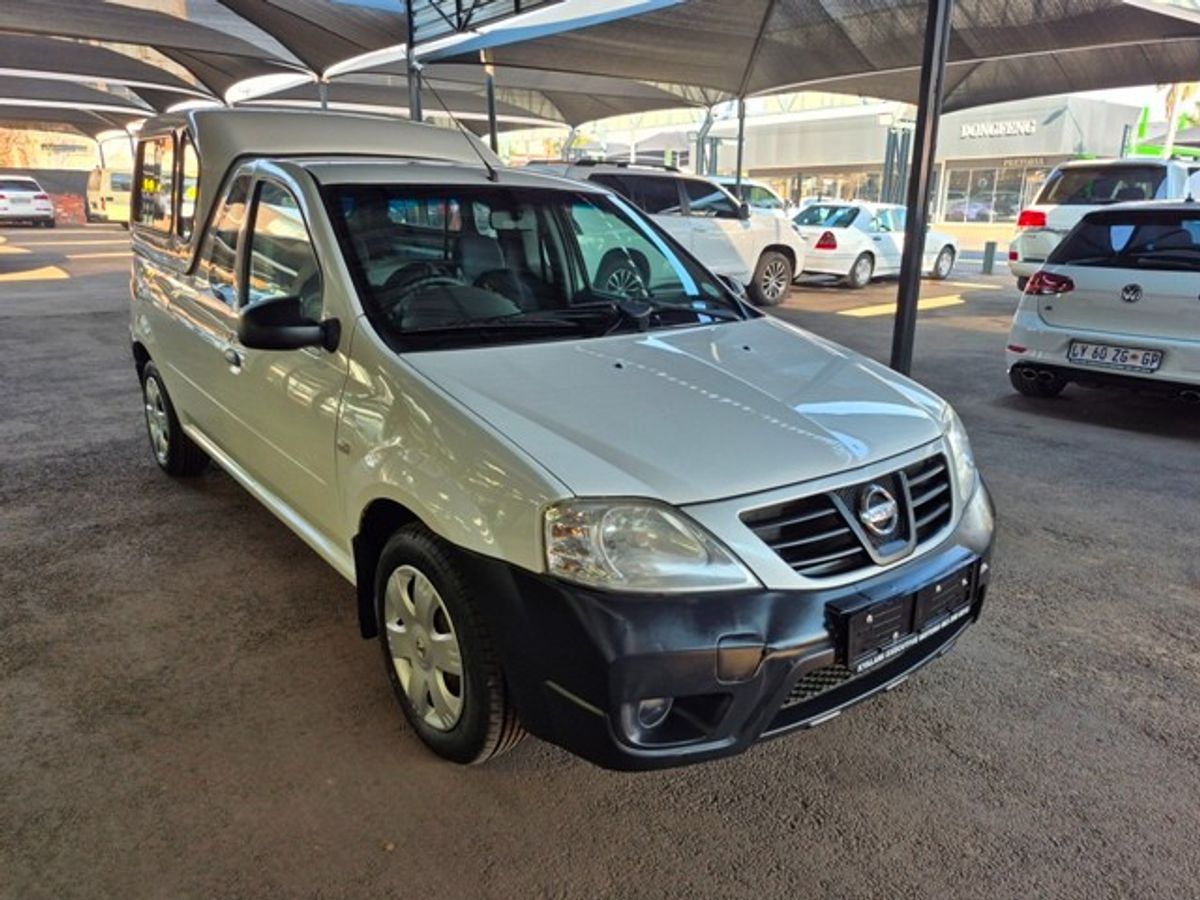 2010 Nissan NP200 1.6
